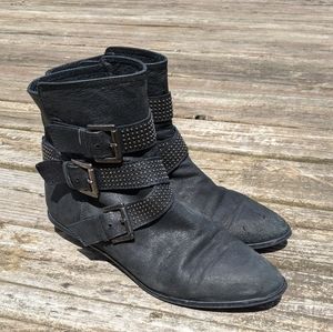 Zara buckle boots